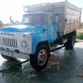Gaz 53 1983