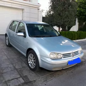 Volkswagen Golf 2000