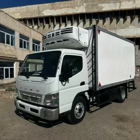 Mitsubishi Canter 2025