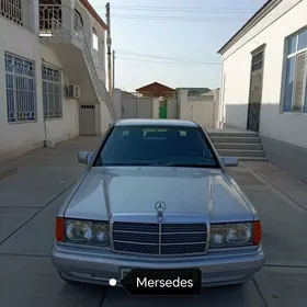 Mercedes-Benz 190E 1990