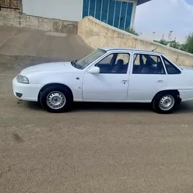 Daewoo Nexia 2009