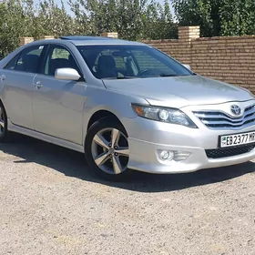 Toyota Camry 2011
