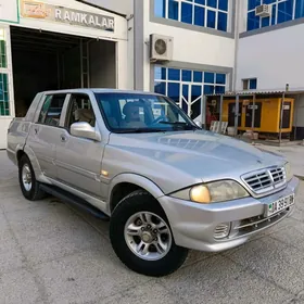 SsangYong Musso 2003