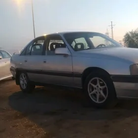 Opel Omega 1992