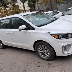Kia Sedona 2021