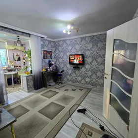 4 Мкр 1ком 32м2 Гостинка Сро