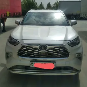 Toyota Highlander 2020