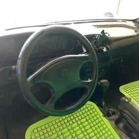 Toyota Marino 1994