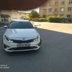Kia Optima 2020