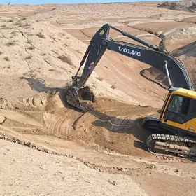 Volvo EC300 2017