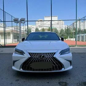 Lexus ES 350 2023