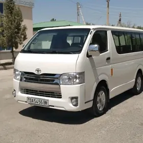 Toyota Hiace 2006