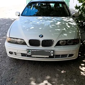 BMW 530 2003