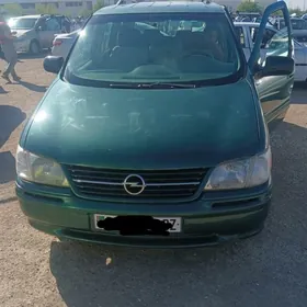 Opel Sintra 1999