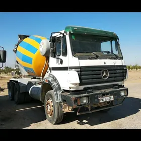 Mercedes-Benz ACTROS 3331 1998