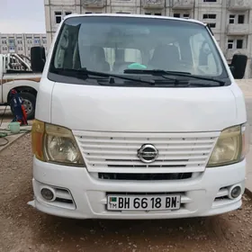 Nissan Urvan 2008