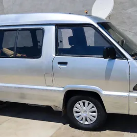 Toyota Hiace 1989