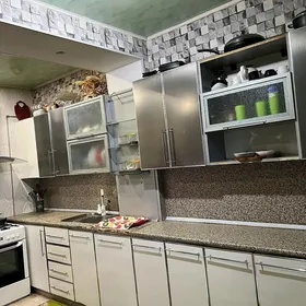 Кухонный гарнитур б/у