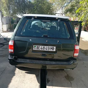 Nissan Pathfinder 1997