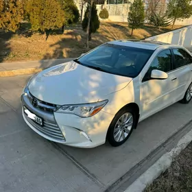 Toyota Camry 2015