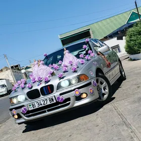 BMW E39 2000