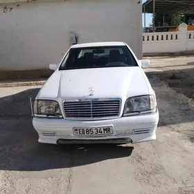 Mercedes-Benz 300SE 1995