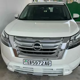 Nissan Pathfinder 2023