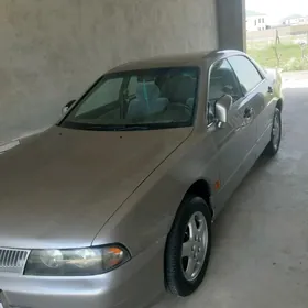 Mitsubishi Diamante 1995