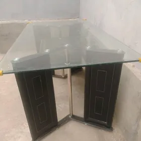 Стол