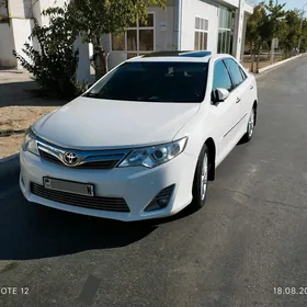 Toyota Camry 2012