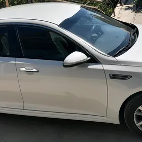 Kia Optima 2020