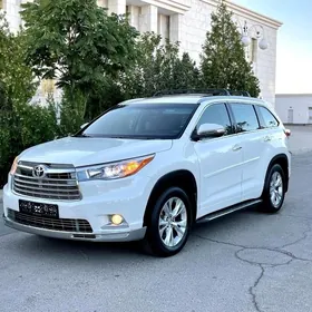 Toyota Highlander 2015