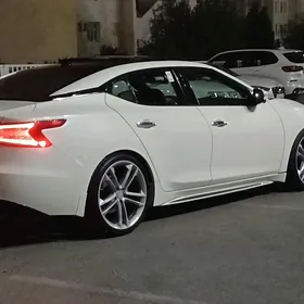 Nissan Maxima 2018