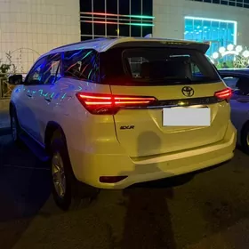 Toyota Fortuner 2017