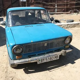 Lada 2104 1980