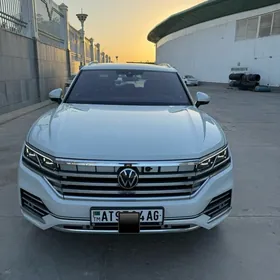 Volkswagen Touareg 2021