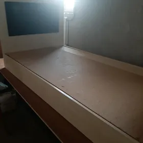Spalny bir adamlyk