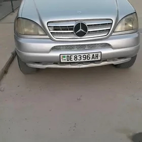 Mercedes-Benz CL65 AMG 2001