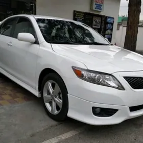Toyota Camry 2011