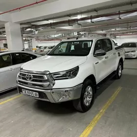 Toyota Hilux 2022