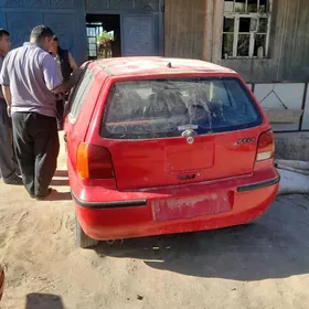 Volkswagen Polo 2000