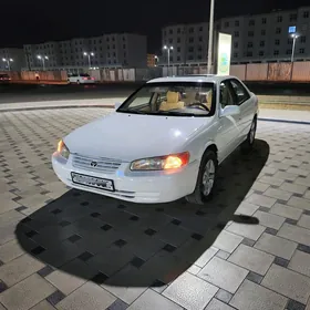 Toyota Camry 1998
