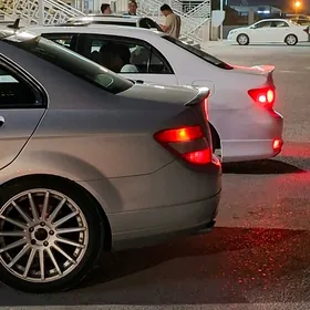 Mercedes-Benz C350 2008