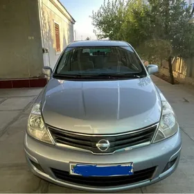 Nissan Versa 2010