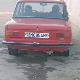 Lada 2104 1985