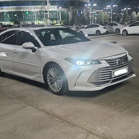 Toyota Avalon 2019