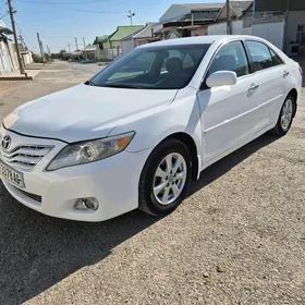 Toyota Camry 2011