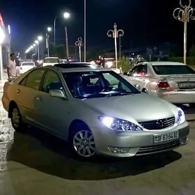 Toyota Camry 2004