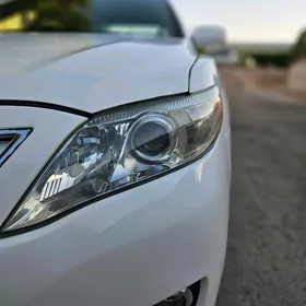 Toyota Camry 2011