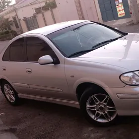 Nissan Sunny 2000